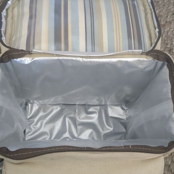 Picnic at Ascot Picnic Cooler w/ Glasses Plates Napkins Cutting Board - Picture 5 of 9